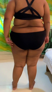 Bella culo grosso & tette enormi Araba calda suocera!