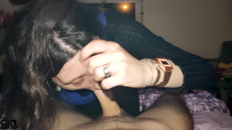 ElivaLove: Penis yang bagus tersedia dan saya menelan seperti setiap gadis...