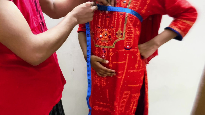 Bdsex24: Горячую бенгальская Bavhi трахнул портный