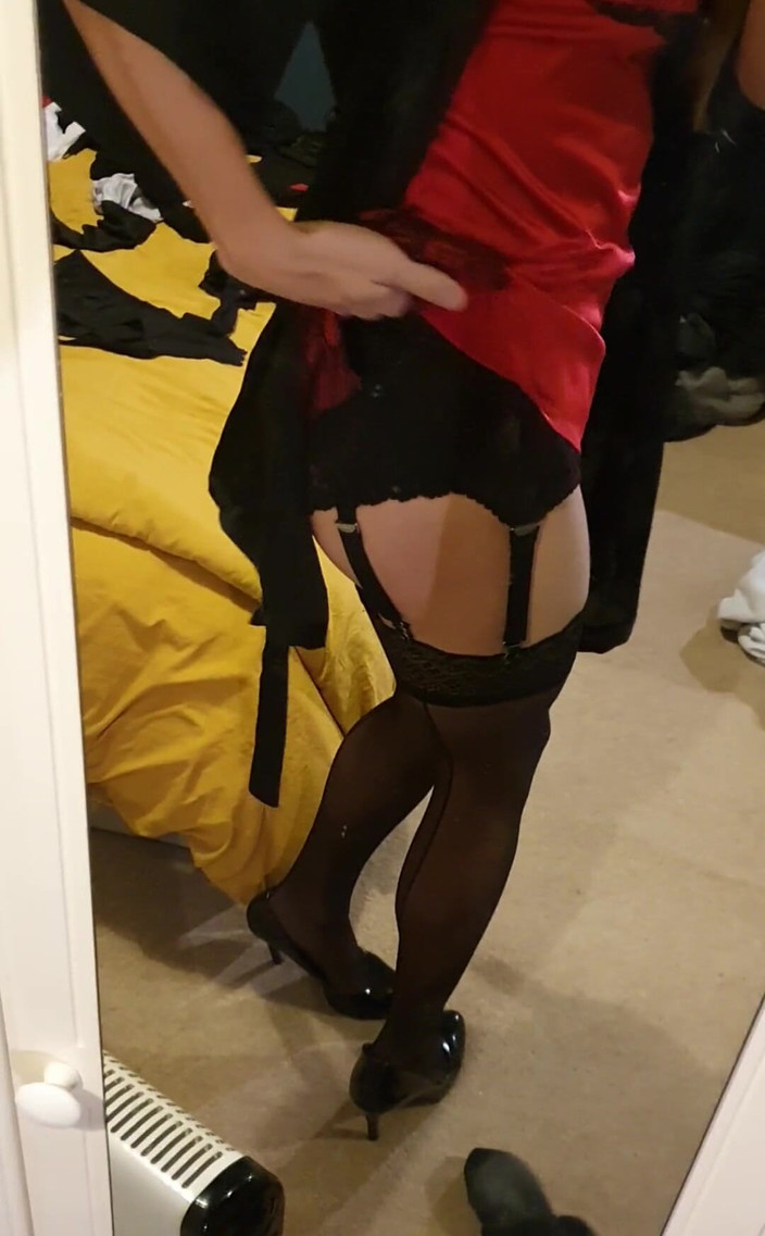 JessicaXD: Willst du deine Hände so über mich laufen?