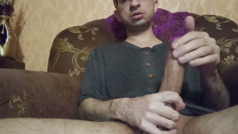 Alex Metallov: Jsem nadržená a ráda si honím mého velkého tvrdého ptáka