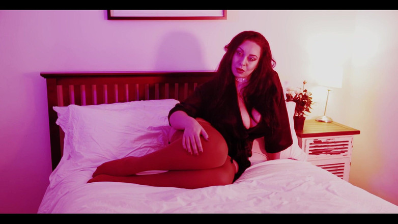 Anastasia Lux: 戏弄 + joi + 手淫视频！