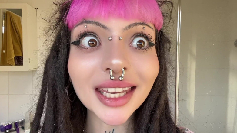 Bambi Fae: मेरी आंखों में फिर से देखो