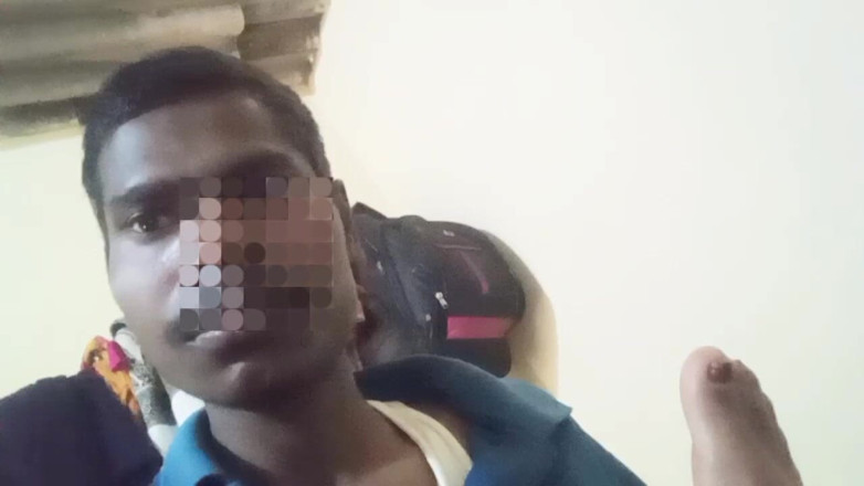 Bengaliauntykichut: La tatie d’un vieil ami desi se fait baiser dans...