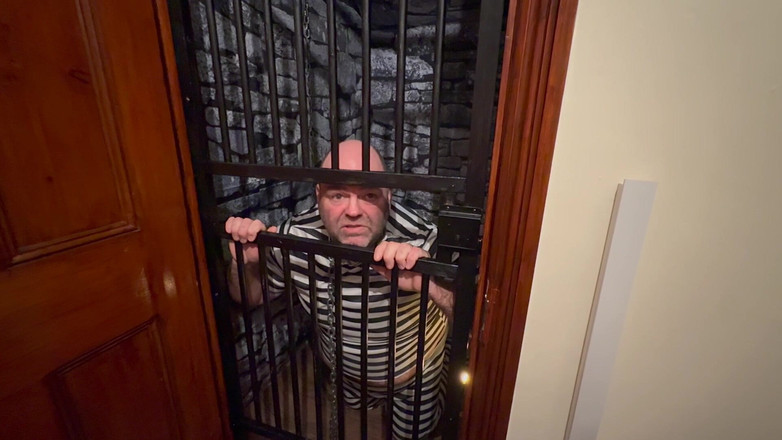 Aaexperiencesltd: कैदी