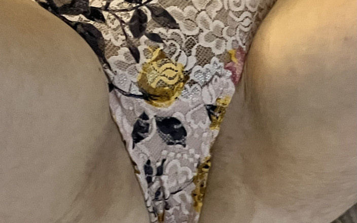 AlexaLeaks: Istri seksi lagi asik main sama pacarnya