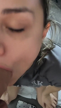 Stepsister's Morning Blowjob