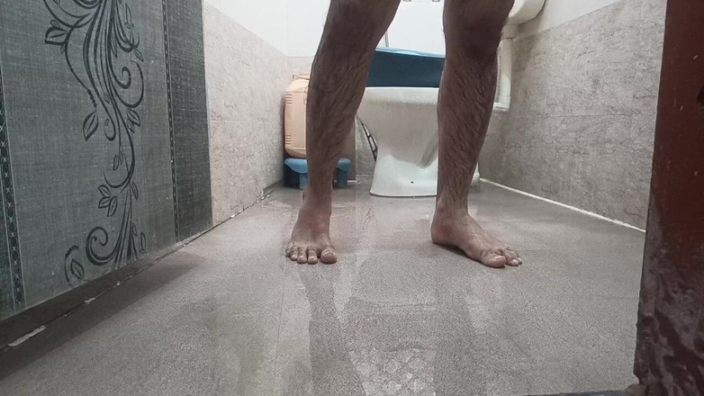 LovedSunsine1990: Mai e ceva care face ca baia să fie distractivă.