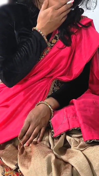 Bhabhi Cantik India Dengan Tetek Besar Berdada Pada Suami Dan Menikmati Seks Dengan Kekasihnya Dan Pancutan Mani Di Mukanya