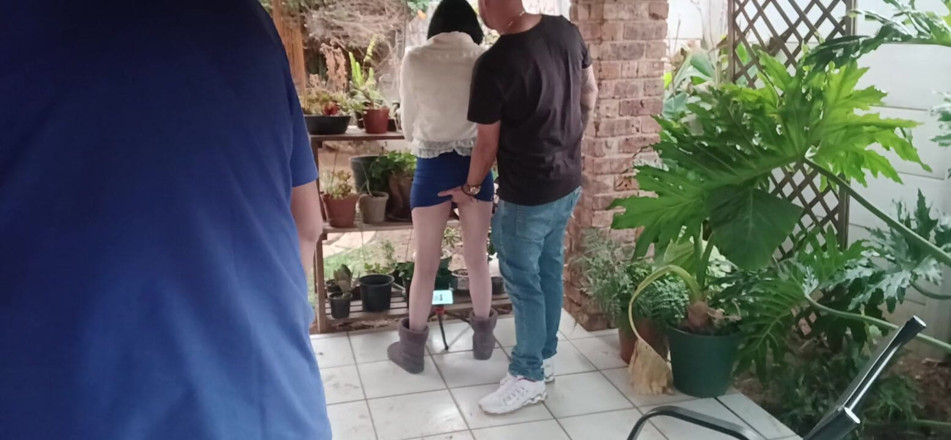 Bigjoefuckalott: हमने अपनी सौतेली बहन को चोदा