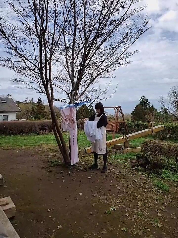 Mayumi Kanzaki: Ibu tiri Mengambil Pakaian Dobi