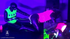 Lady Valeska: Další kolo uv fistingu