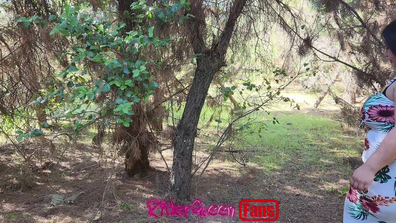 Riderqueen BBW Step Mom Latina Ebony: Riderqueen Outdoors: Video untuk Peminat Luar