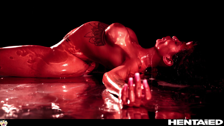 Hentaied: Gerçek hayat hentai - Canela Skin bir succubus daemon tarafından ele...