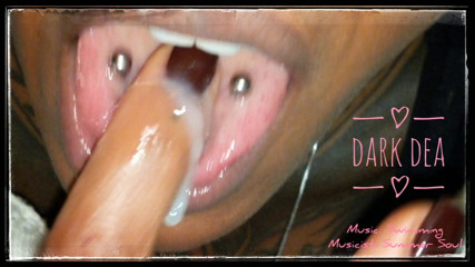 Dark Dea: Tesuda milf ninfomaníaca Dark Dea O devorador de paus está...