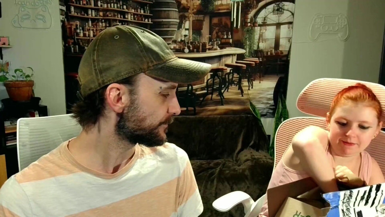 Sin Spice by Sophia Sinclair and Jasper Spice: Aivsmy Desempacando El Coño De Bolsillo