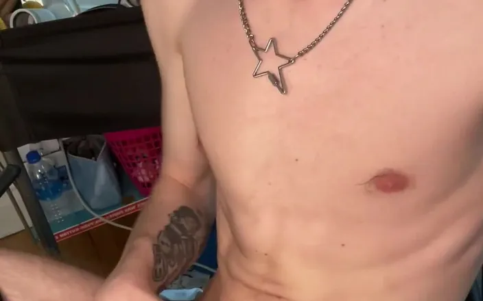 GhostCams: I Woke up the Other Day so Sweaty and so...