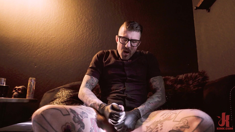 Kinky Bites Gay: H3ll4sl00tz: Tvrdá zpověď