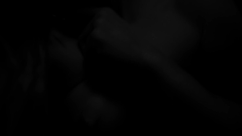 Jolie Lyon: 씨앗을 위해 절박한 종교적 친구의 새엄마