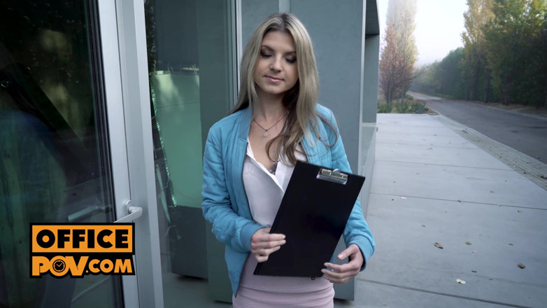 OfficePOV: POV - fodendo sua nova corretora Gina Gerson no site