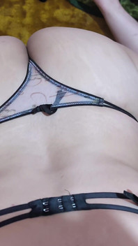 La Moglie Araba Fa Sesso Con Deepthroat Il Grosso Cazzo Tunisino Con Una Fidanzata Irachena