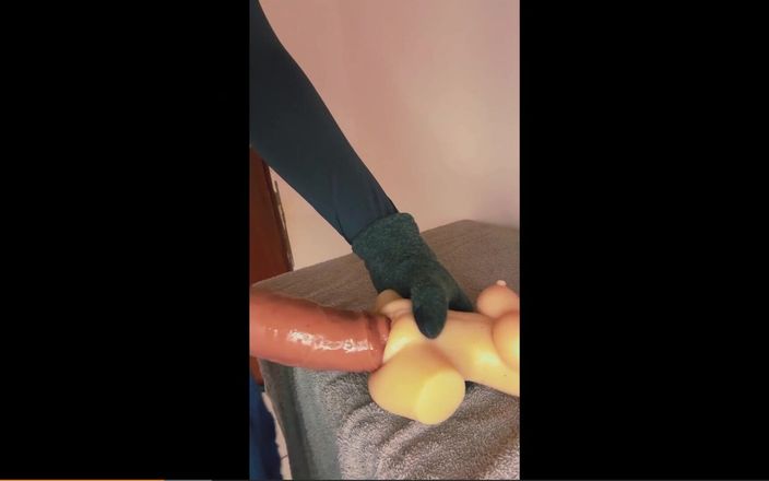 Greedy truck: 中断された診察:誰も見ていないとき、医者は何をしますか?