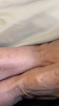 继阿姨Ann用成熟的呻吟joi叫醒我