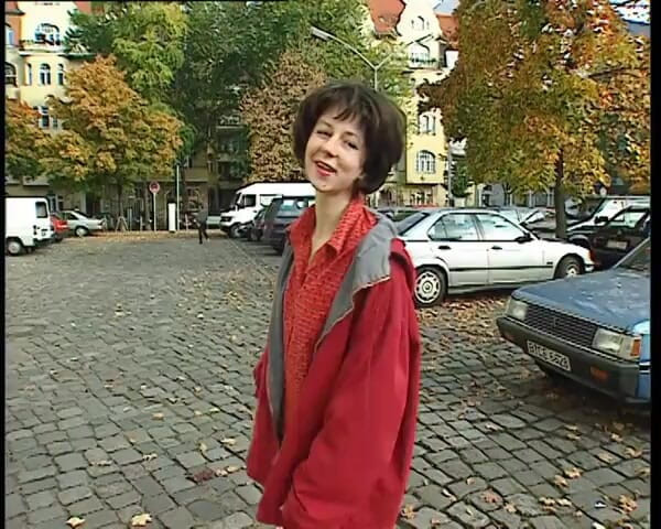 YOUR FIRST PORN: Sehr behaarte martina zeigt sich intim weicher clip