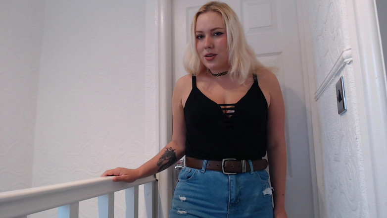 Ripley sweet studio: 오줌을 위해 필사적인