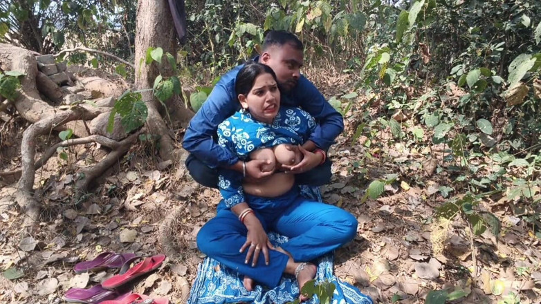 Sona bhabhi: Video seks gadis india dengan besar dientot sama abang tirinya...