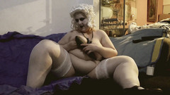 Theotryl Karcelyne: Lady Karcelyne masturbuje