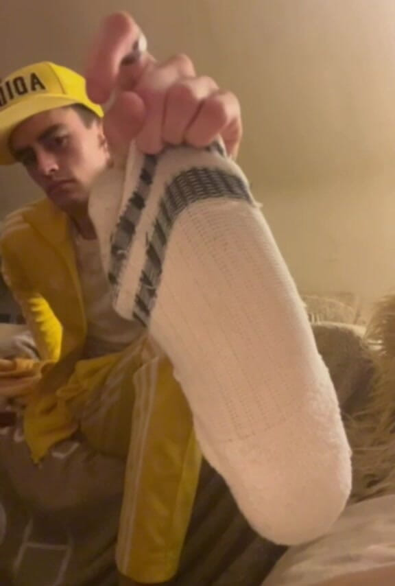CharlieFox99: Twink Foot Worship POV