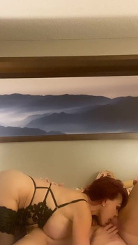 Karen Fisher și Vanessa Lesbian Phone Video
