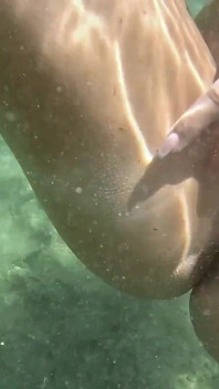 The Non-mermaid: Big-ass Teen Lina Fucked in a Vacation Paradise (underwater Sex)