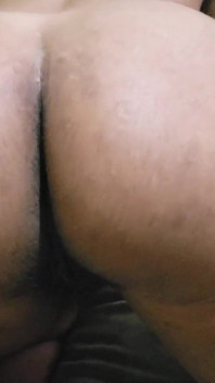 Büyük çıplak götlü muhteşem kadınları aşk deliklerini yalatıyor ve büyük götlü porno tüpünde sikiliyor görebilirsiniz