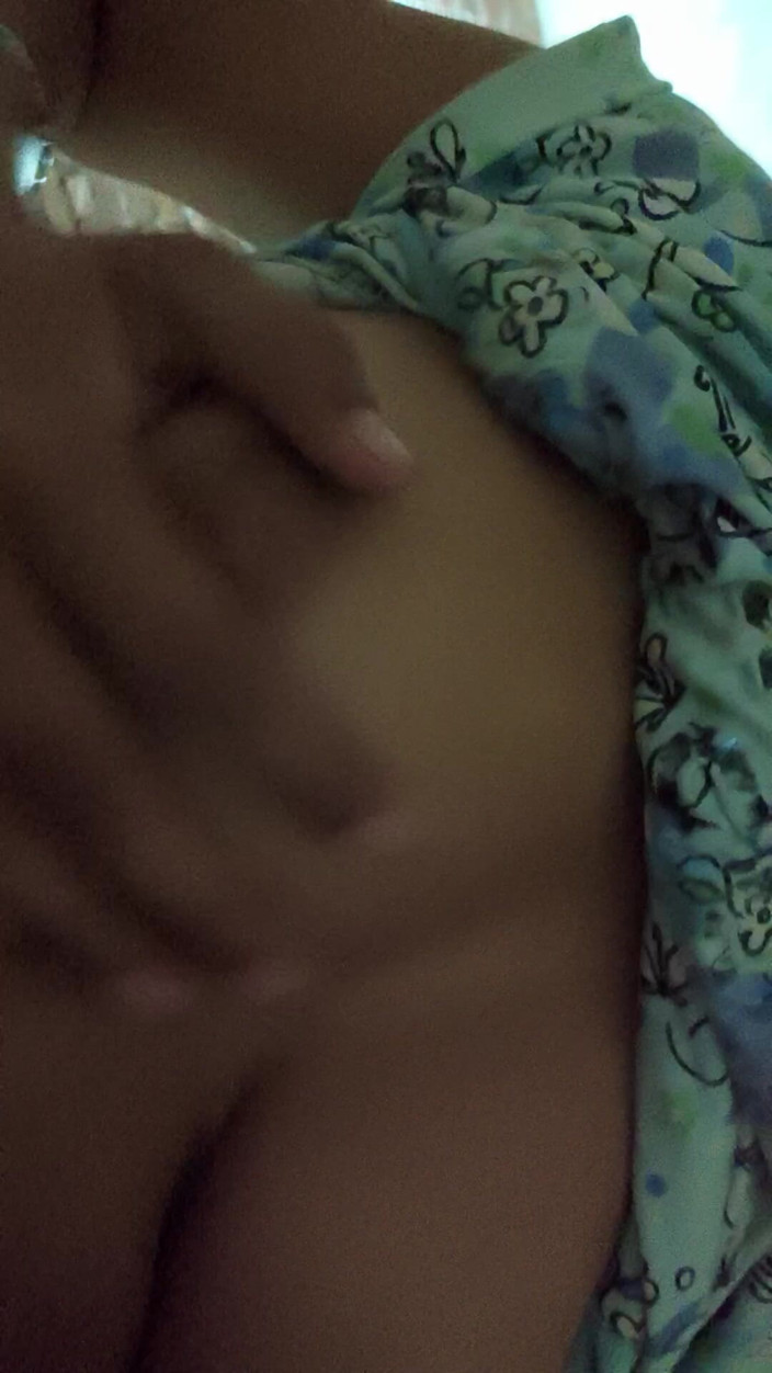 Moma: Indian Model Hot Night Video