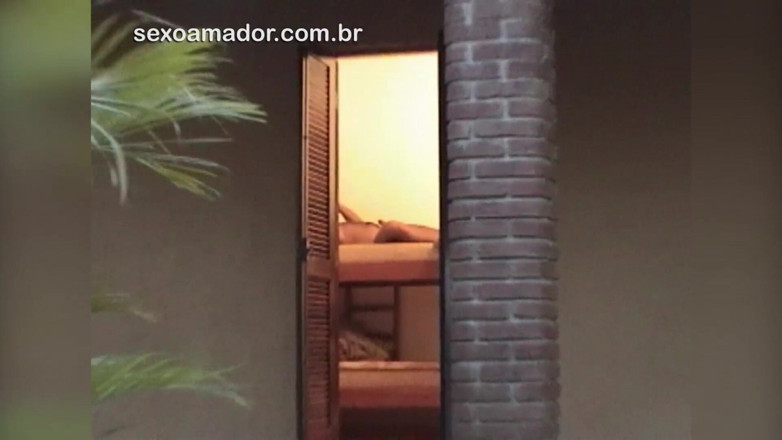 Amateurs videos: Brazilian girl sitting on her partner's dick masterfully
