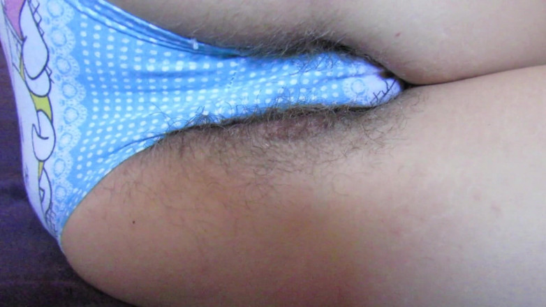 Cuteblonde666: Big clit rubbing in cute panties