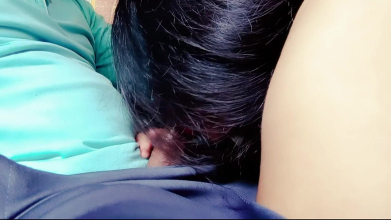 Your Arya: India tetona con mamada profunda para cuñado