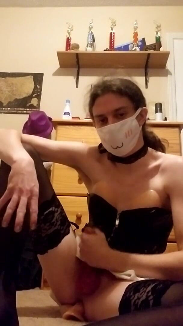 Nate's crossdressing site: Follando por el culo y comiendo semen