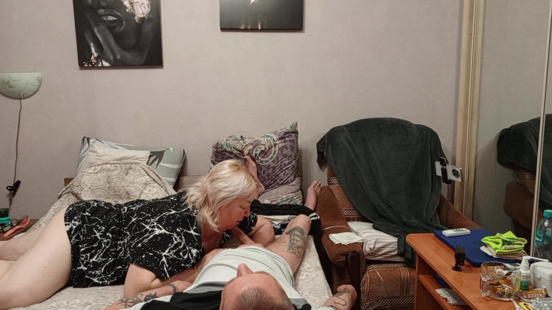 Zona901: Wypełniam usta mojego sąsiada dużą ilością spermy