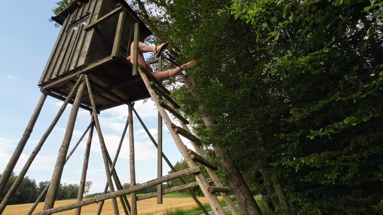 LadyLenaXXX: Xxl Pissing From Above in the Forest