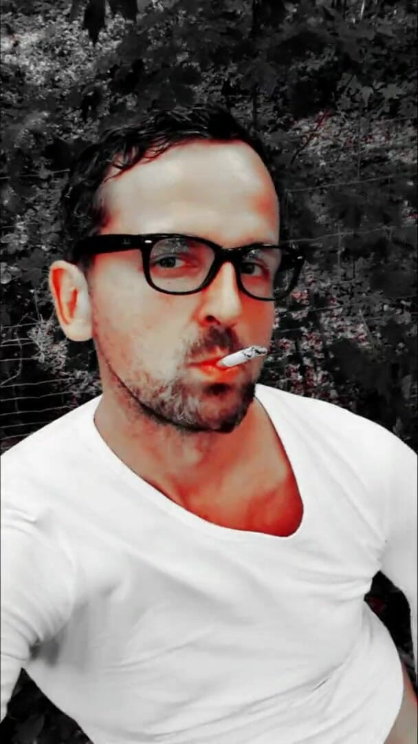Slutboyben: Slutboyben cam4 al aire libre mear cerdo