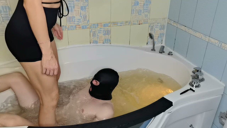 Milalika: Sitting on Your Face in the Shower, Relaxation