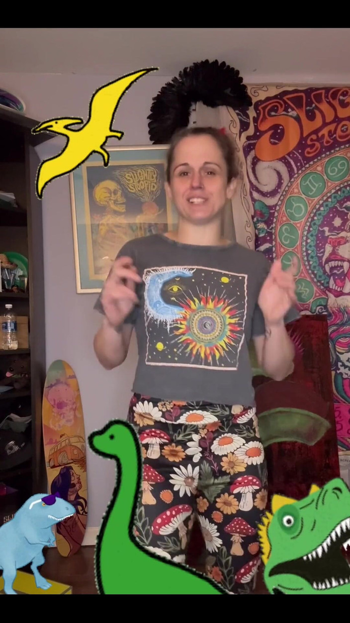 Suzy Wylde: We Are Dino Dancing!