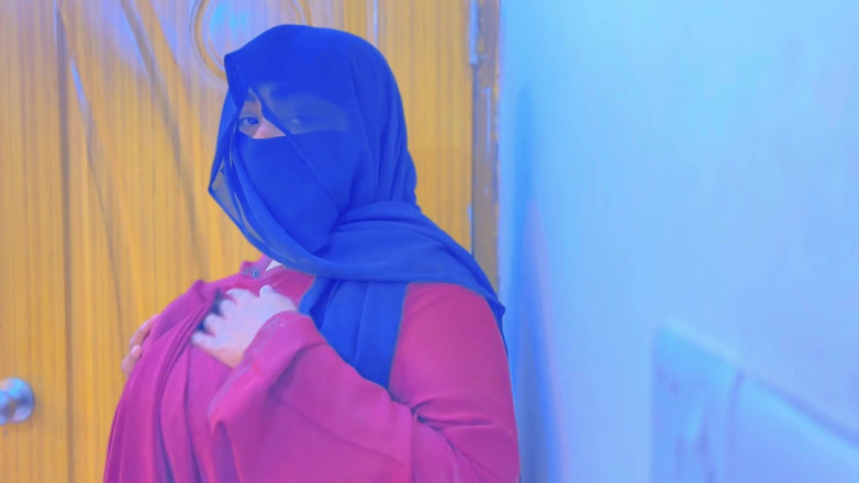 Aria Mia: Sexy egyptská dívka s tebou chce mít sex