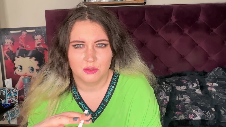 MissFFW: Rauchende bBW macht schwanzlutscherin zum cuckold