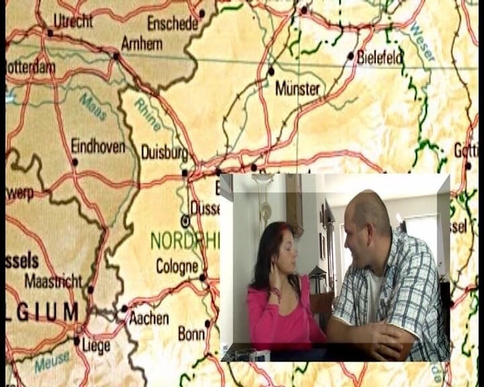 Deutschland Porno X: Milf blondă și prieteni într-o sesiune de grup sălbatică - futai dur și orgasme...