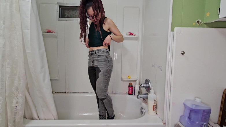 Nerdy_faery: Hoe Vaak Kun Je Klaarkomen En Plassen in 5 Minuten?