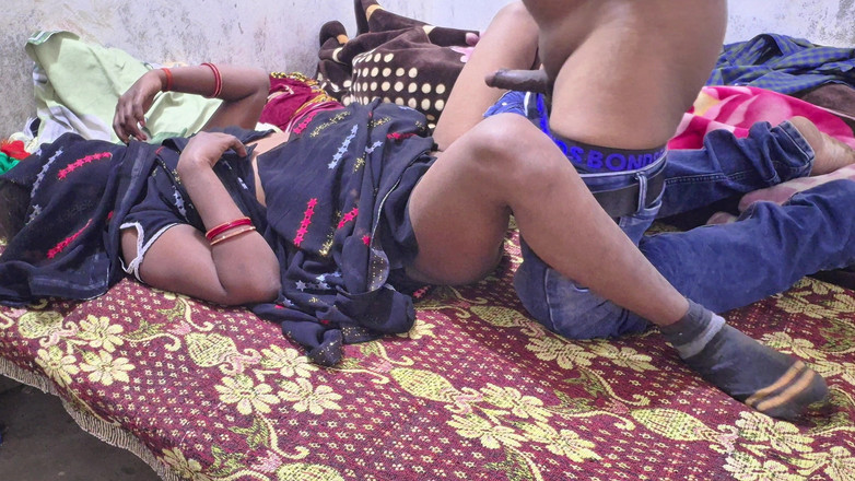 ExcitedWomen: Indische tante selbstgedrehter sex